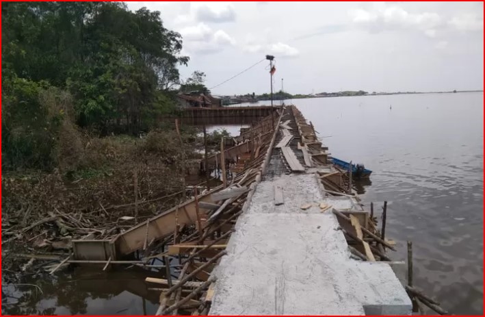 JAM Pidsus Kejagung Diharapkan Menyelidiki Dugaan Kerugian Negara Pada Proyek Pembangunan Perkuatan Tebing Sungai Kapuas